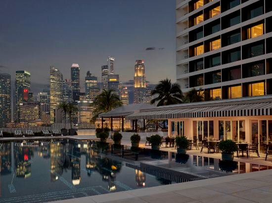 Club Marina Bay View Room Twin