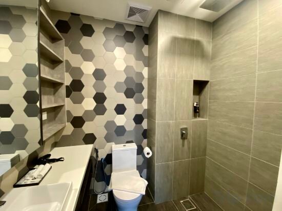 Designer Queen Studio