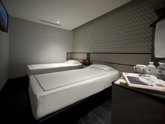 Standard Twin Room No Window