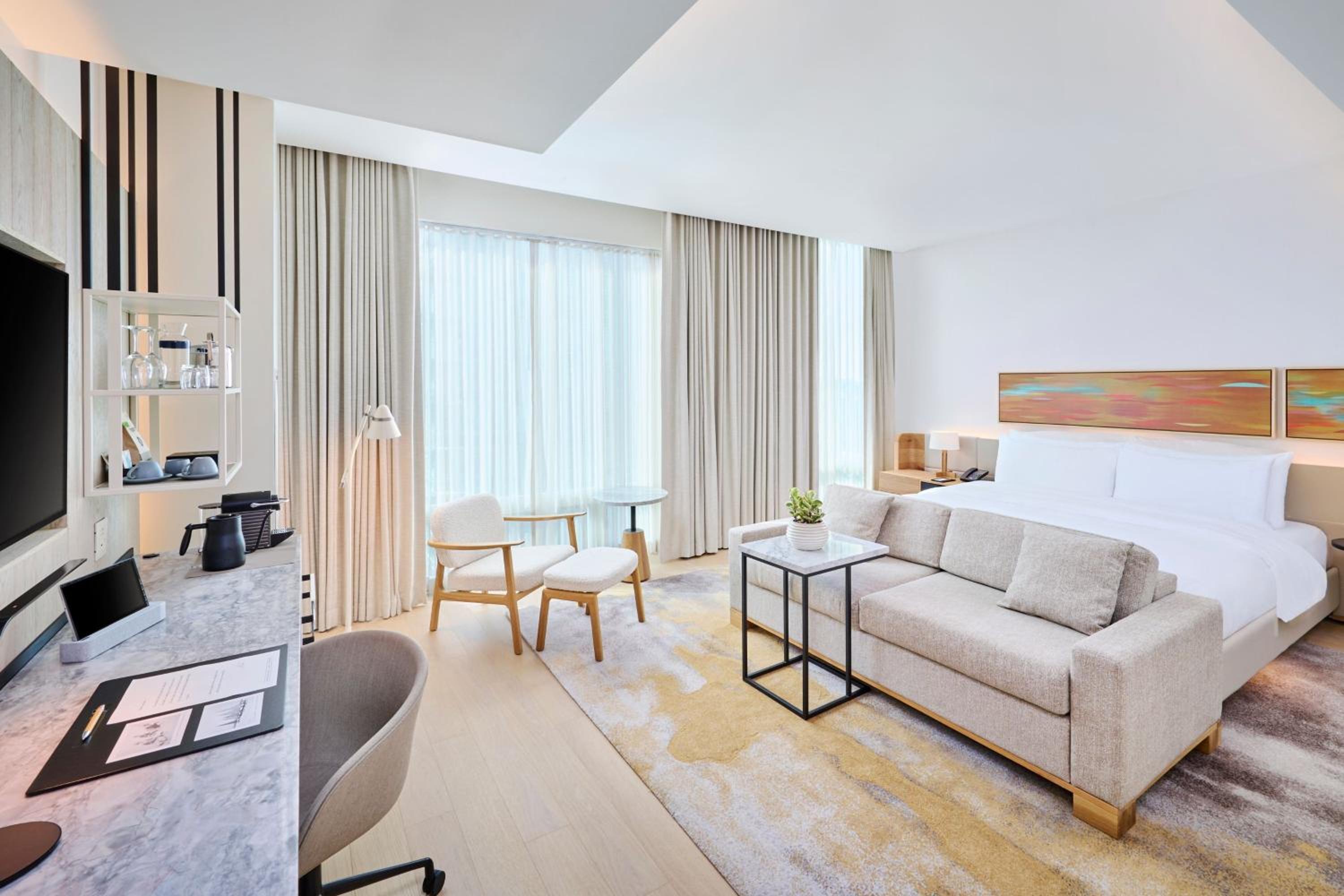 King Studio Suite