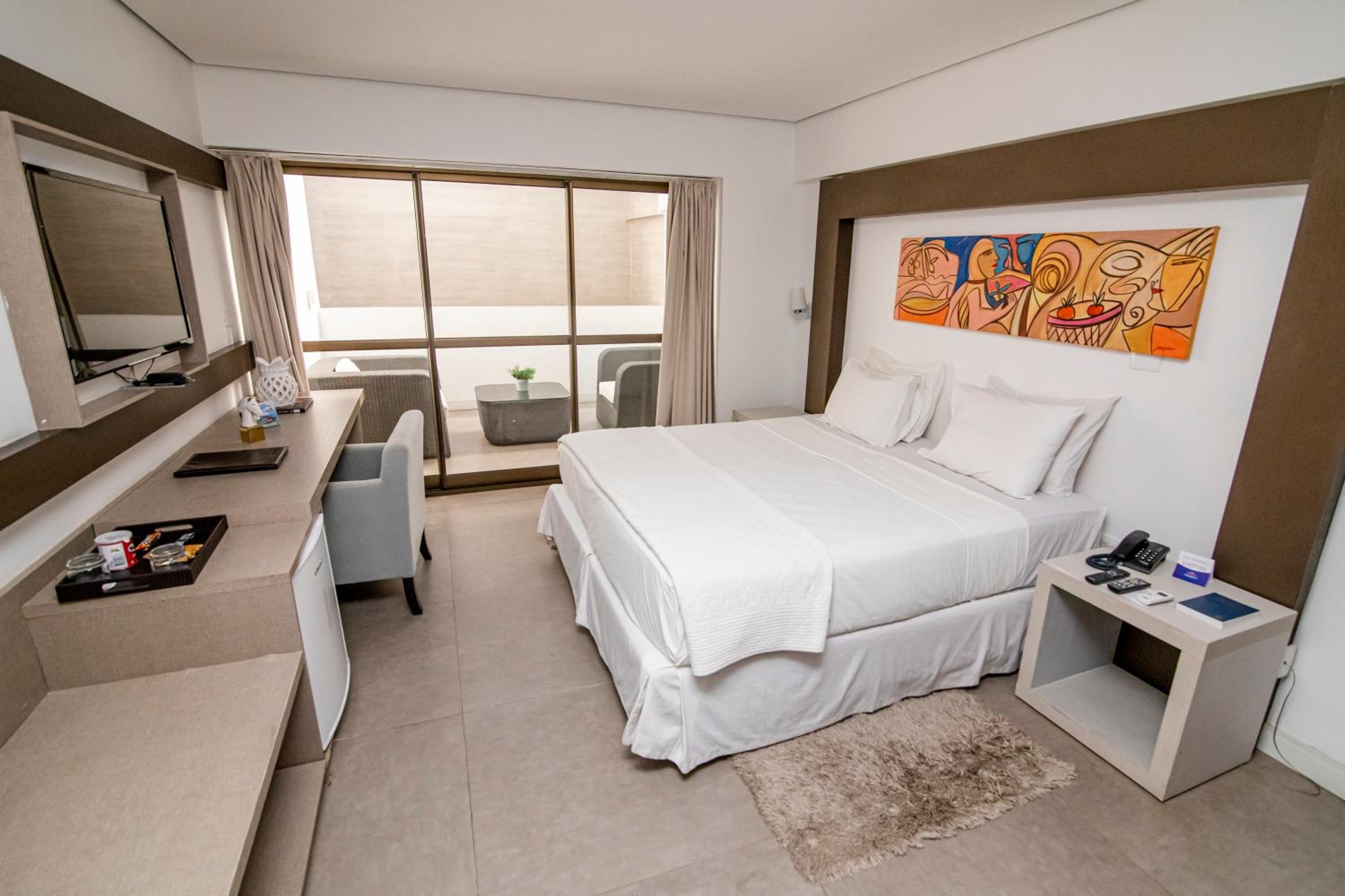 Deluxe Suite With Solarium