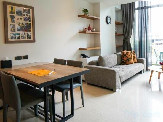 One Bedroom Duplex Suite