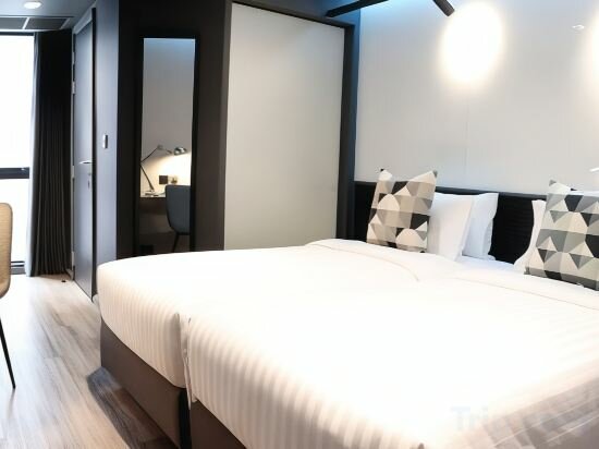 Superior Room with Swimming Pool View
