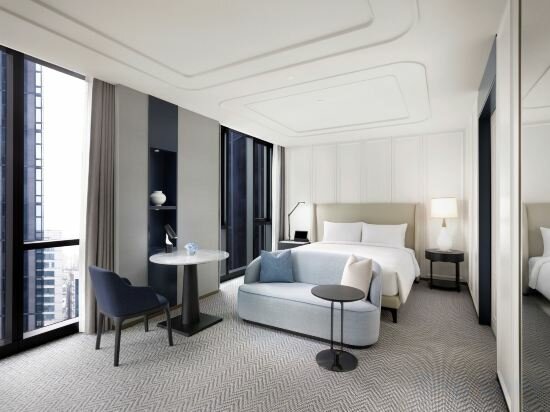 Magnifique King Room