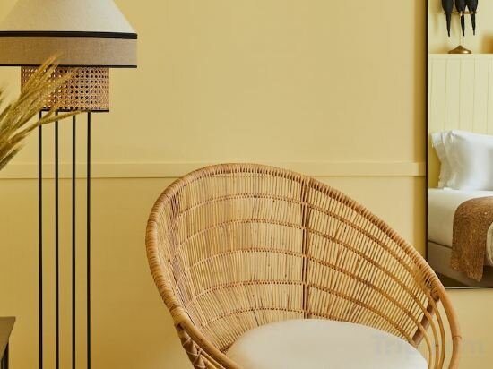 Standard Queen Room-Accessible