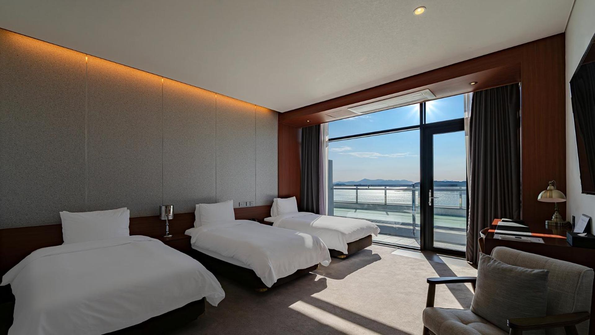 Triple Room With Half Ocean View