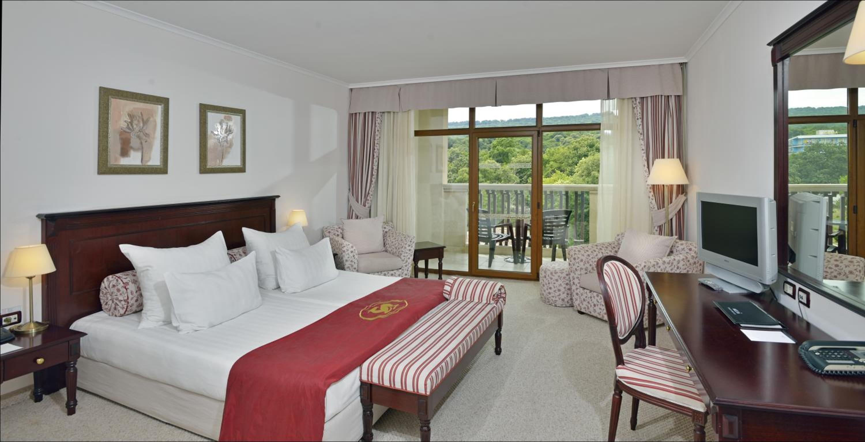 Standard Double or Twin Room with Park View