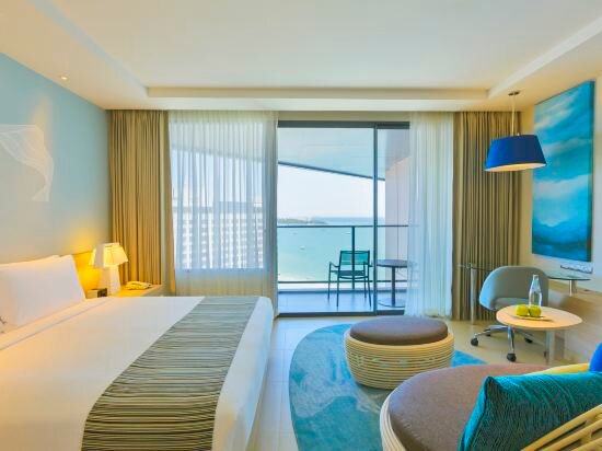 1 King Standard Executive Tower