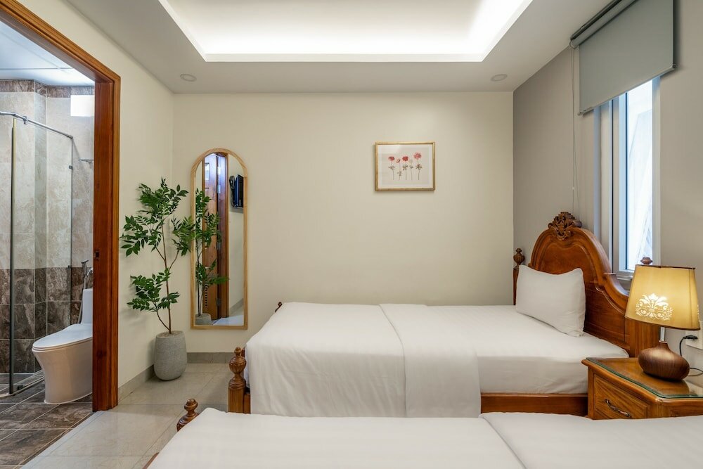 Basic Twin Room