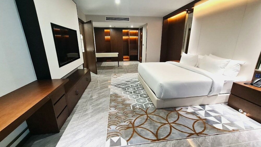 One bedroom suite