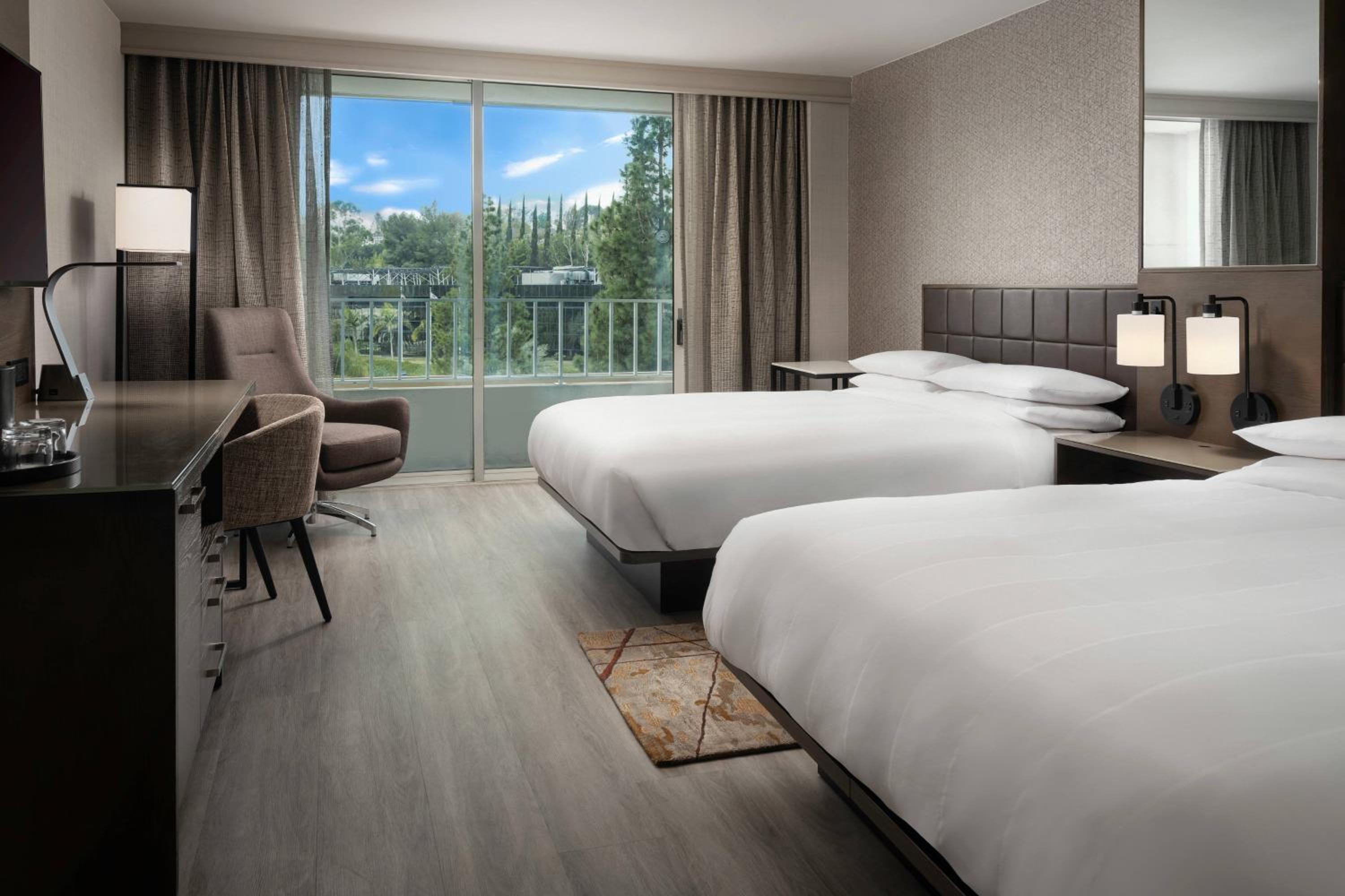 Guest Room with Two Double Beds