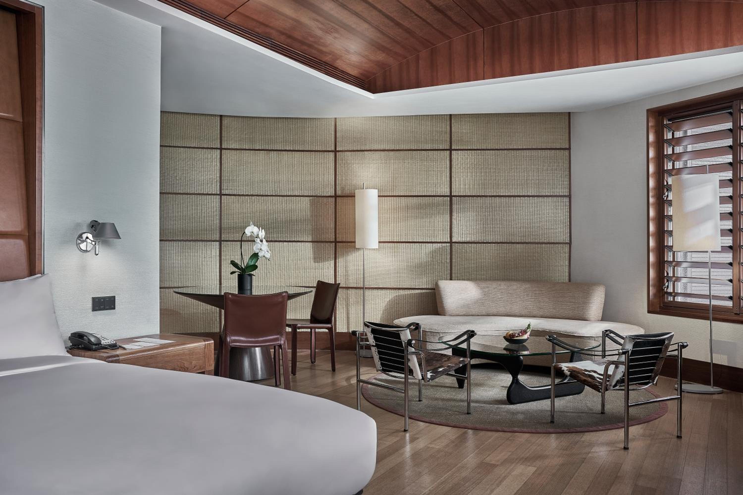 Pool Terrace Premier Suite with Pool Access/Club Lounge Access