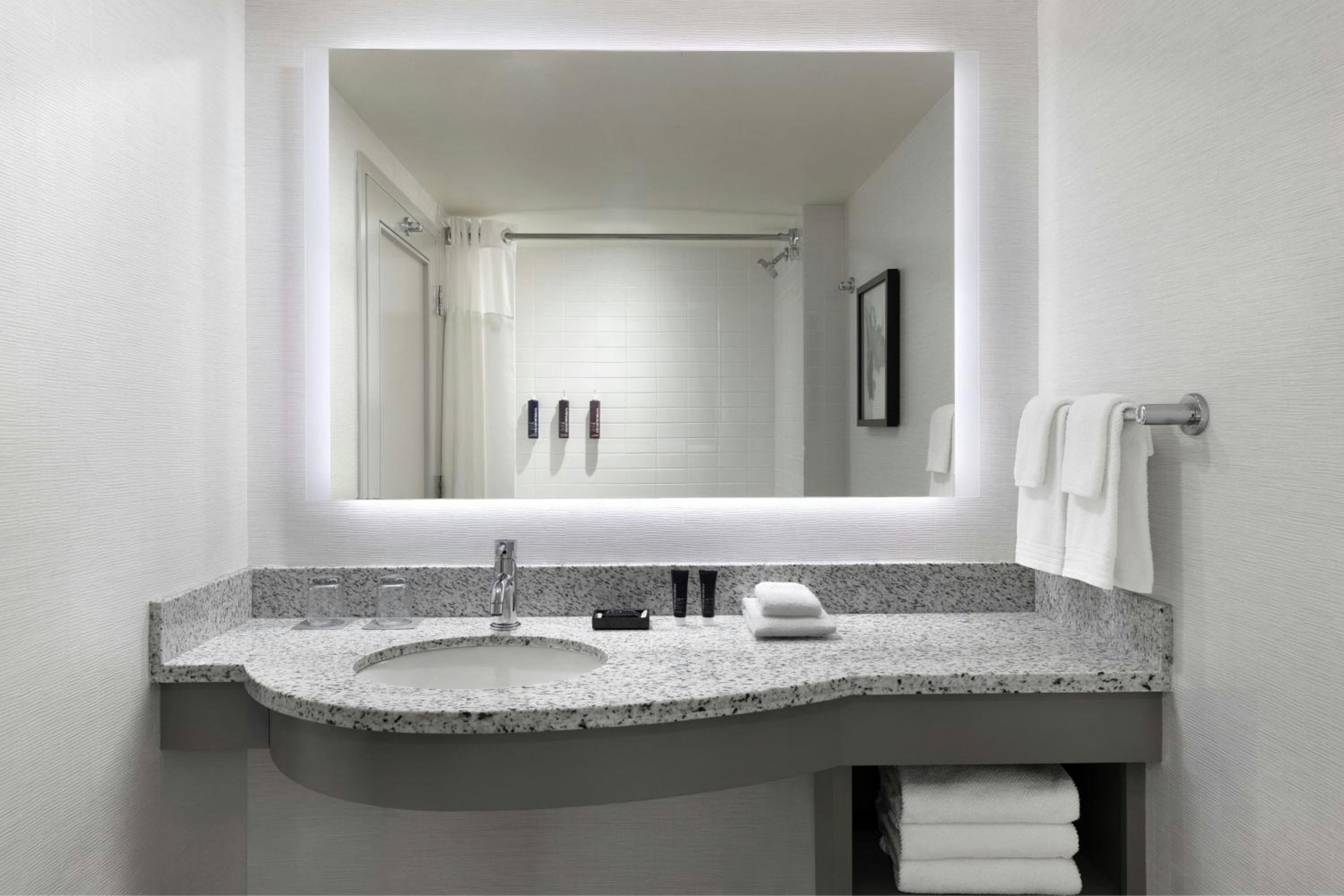 Double Room with Two Double Beds - Hearing Accessible