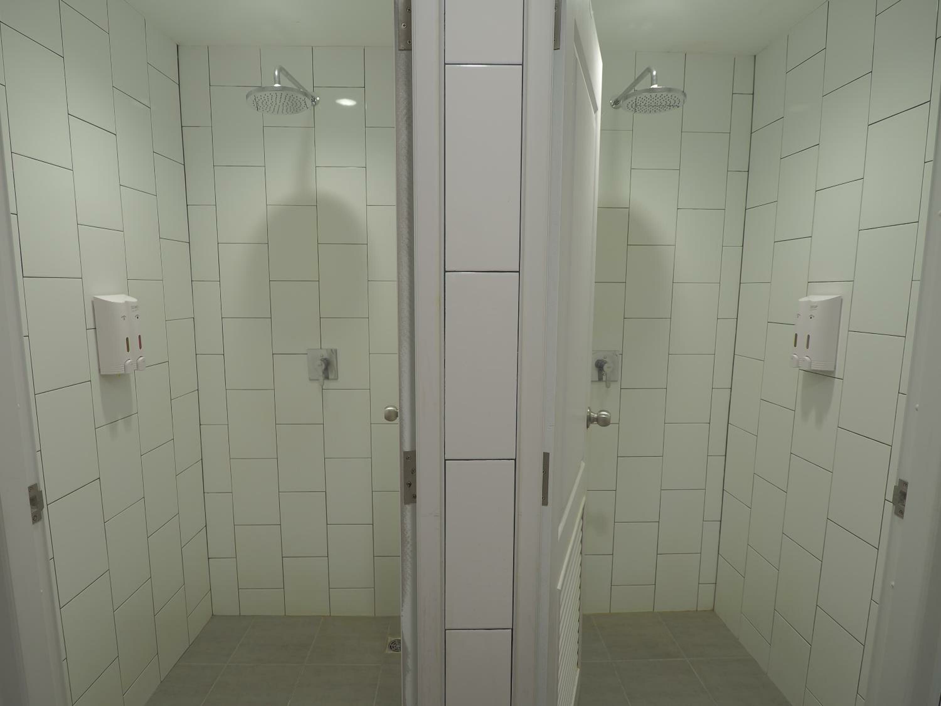 Bed in 8 Bed Mixed Dormitory Room