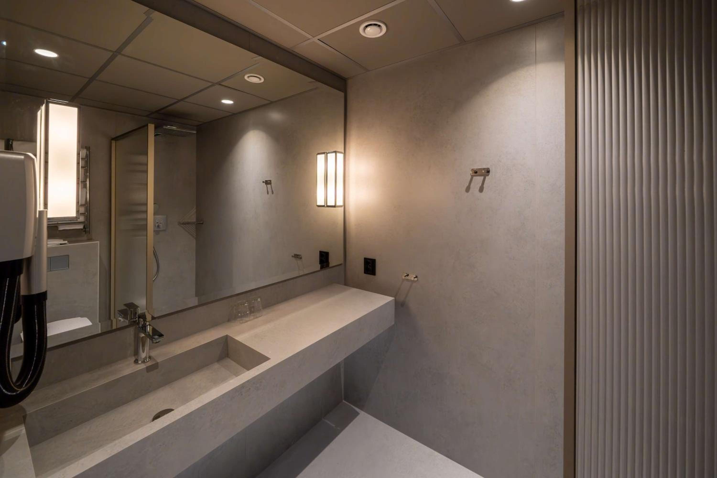 Superior Family Room