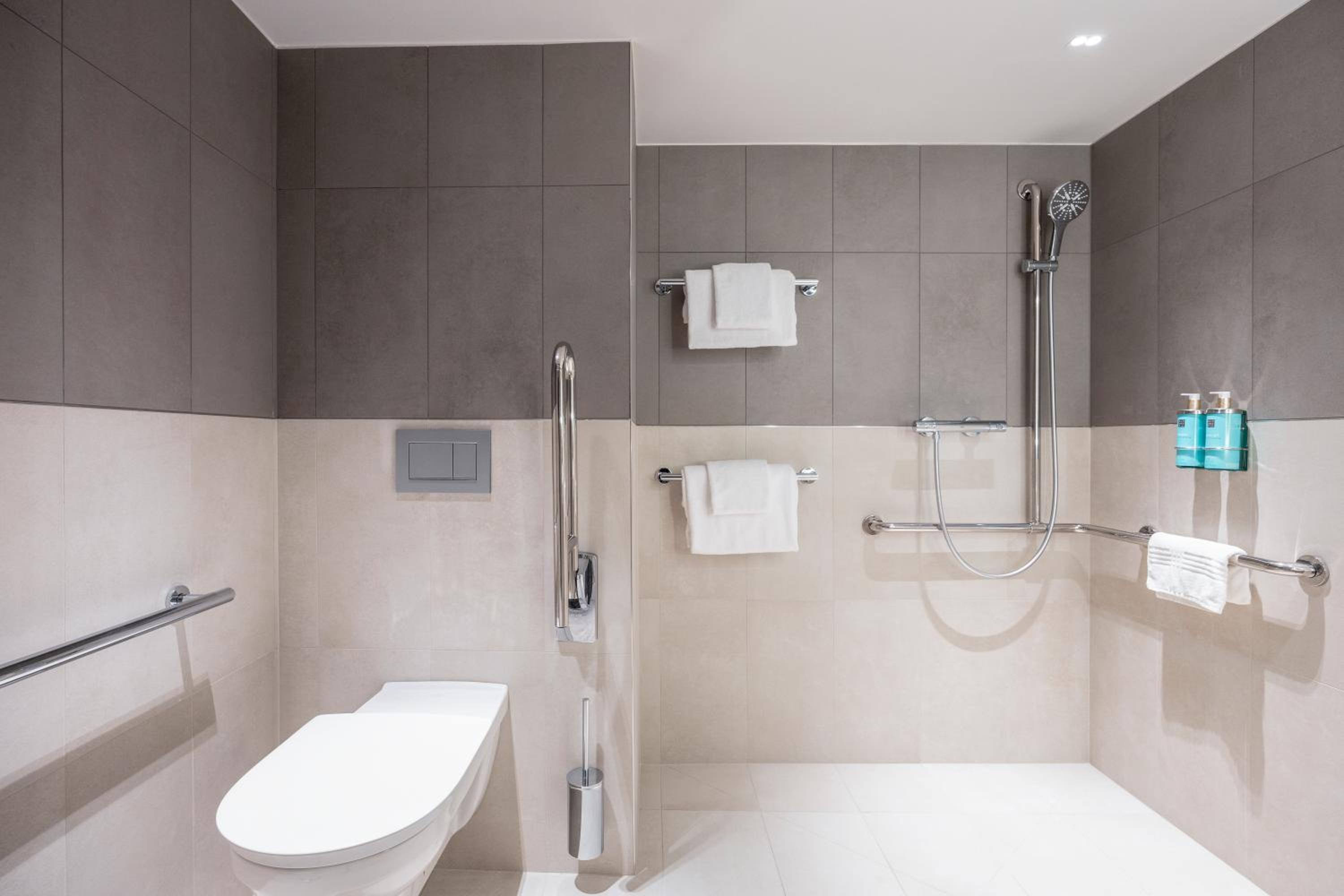 Standard Double Room - Disability Access