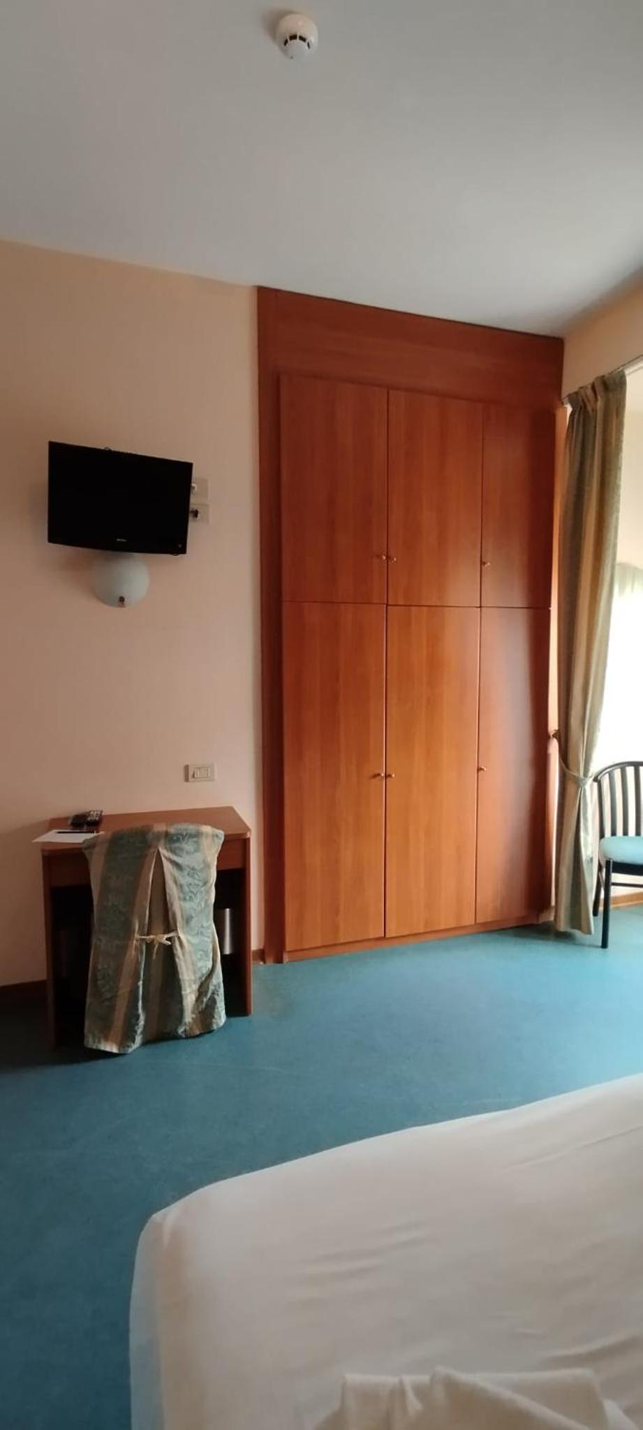 Economy Quadruple Room