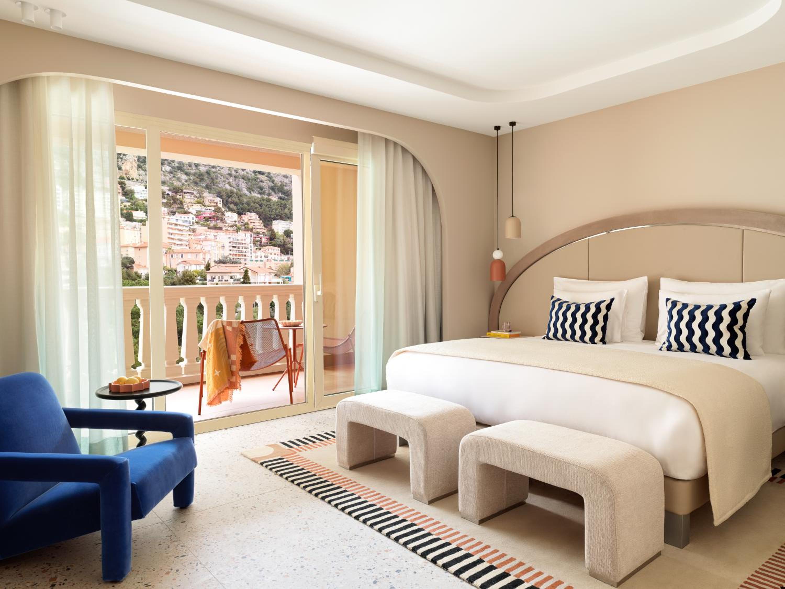 Deluxe Premium Room - city view