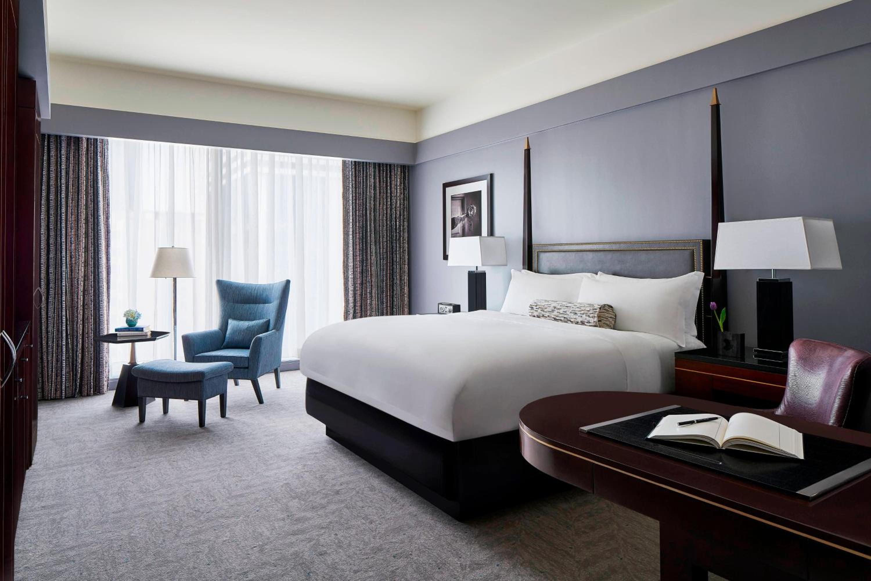 Deluxe King Room - Hearing Accessible