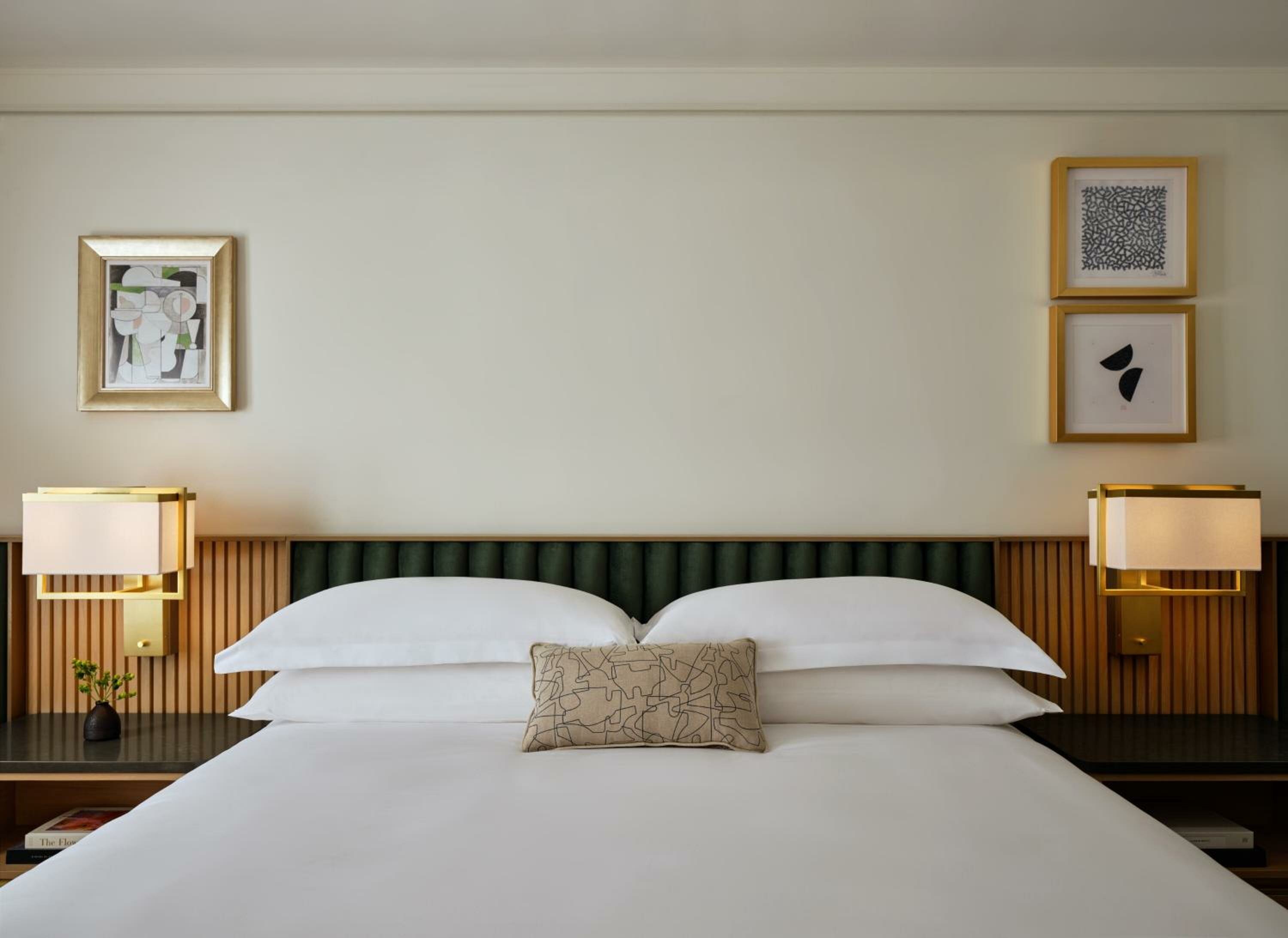 King Room with City View