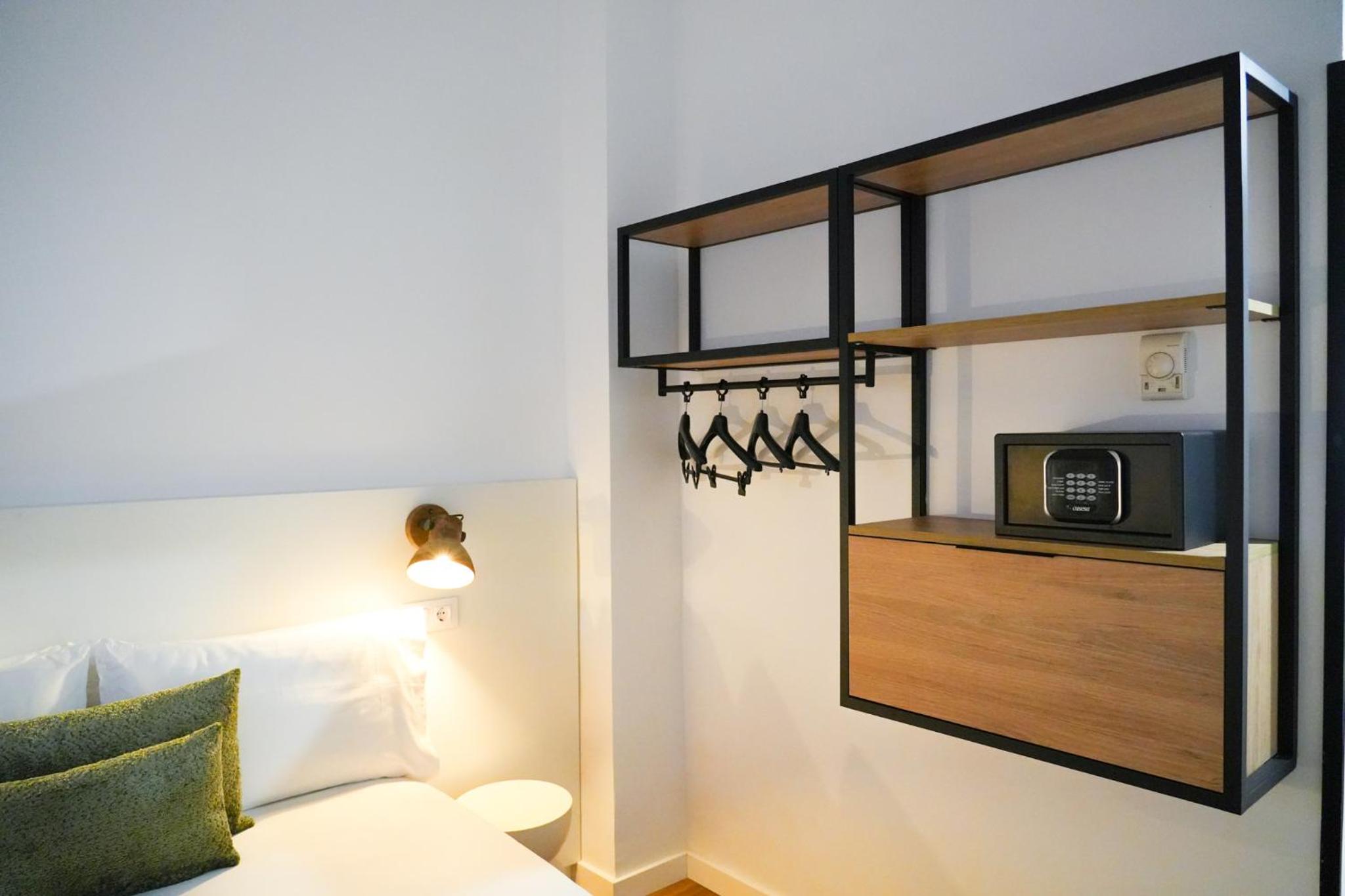 Basic Triple Room