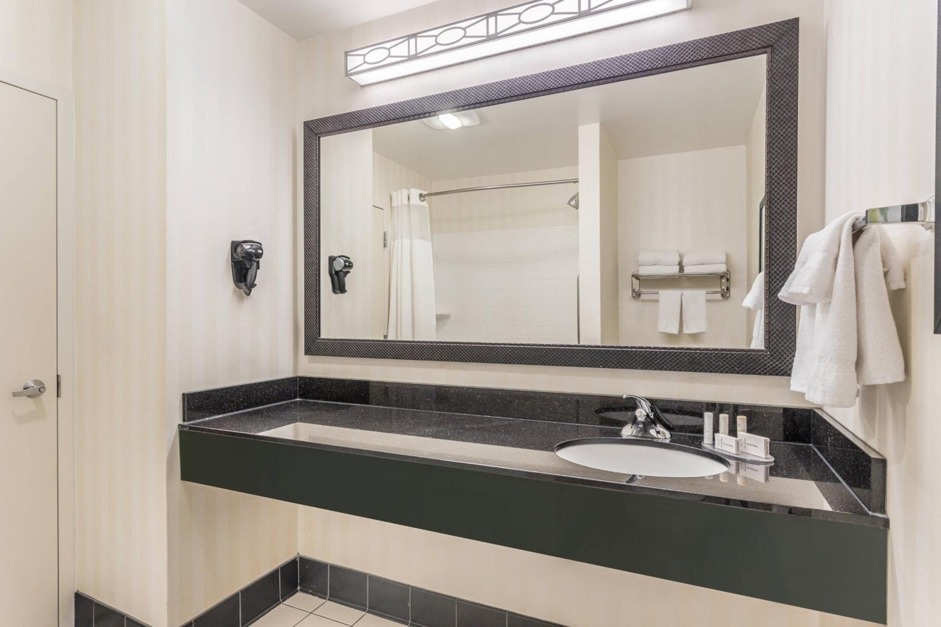 King Room - Hearing Accessible