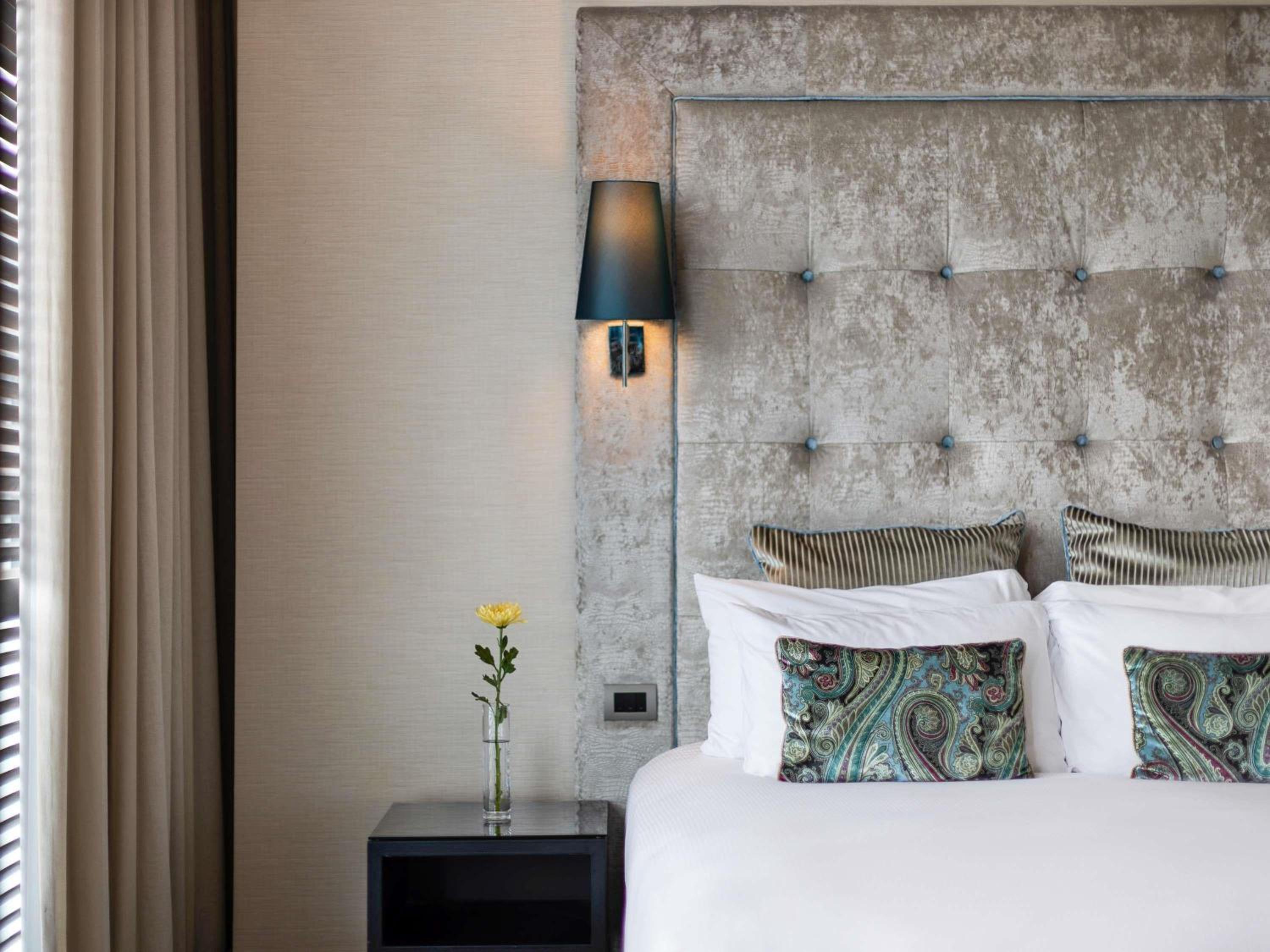 Superior King Room - Mobility Accessible