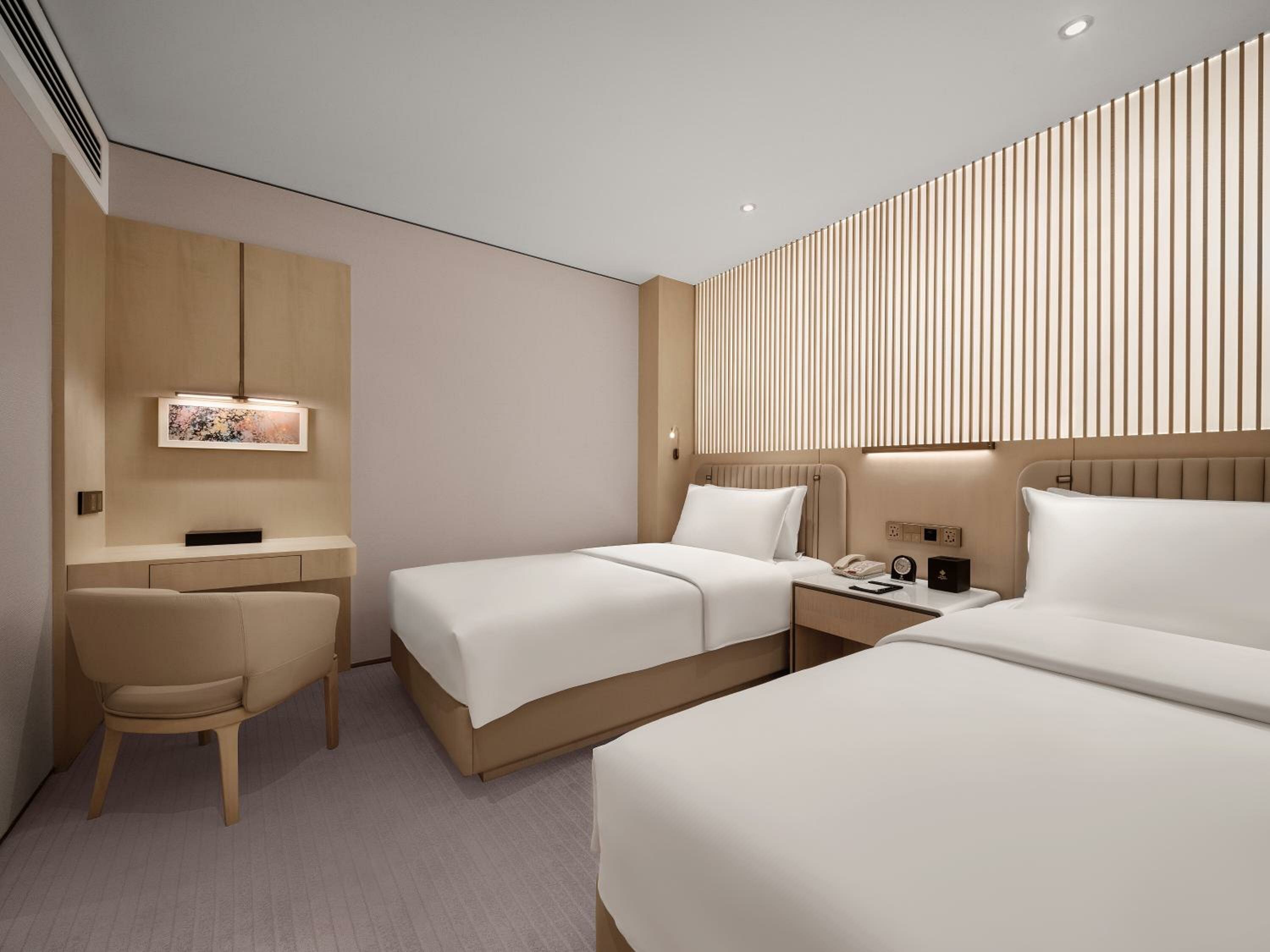 Jinling Tower Magic Three-Bedroom Family Room(Upgraded)