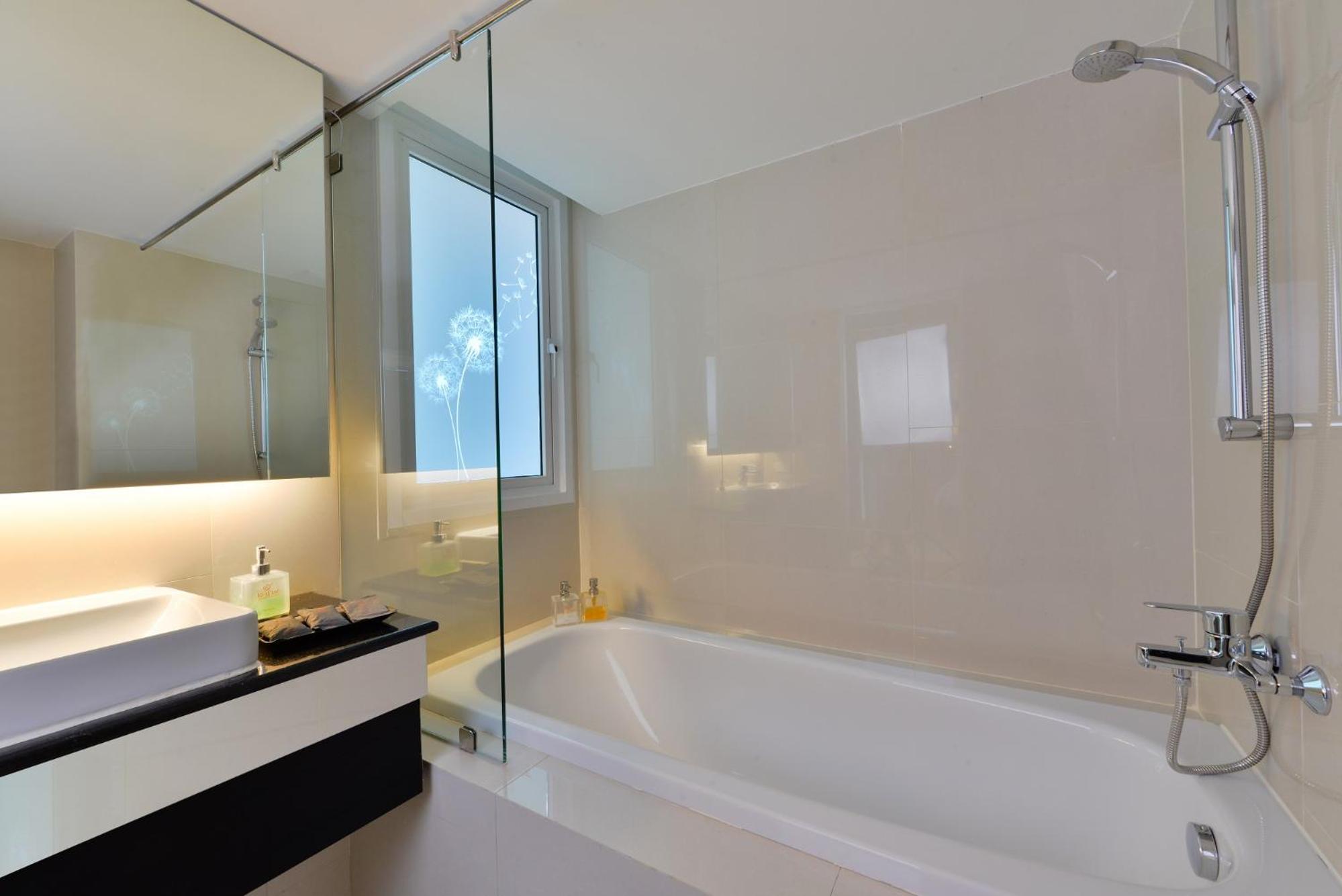 Deluxe Room with Balcony