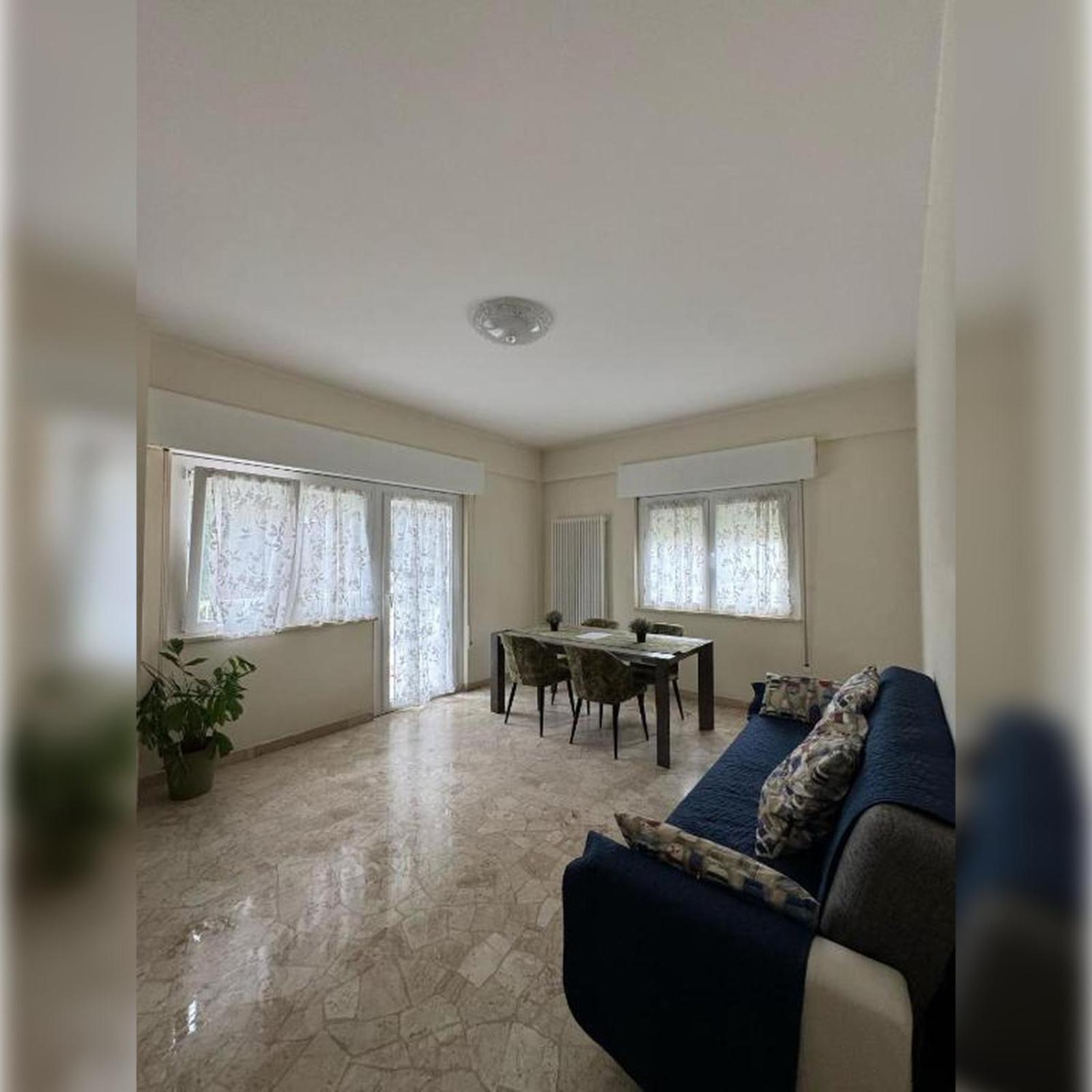 Three-Bedroom Deluxe Apartment