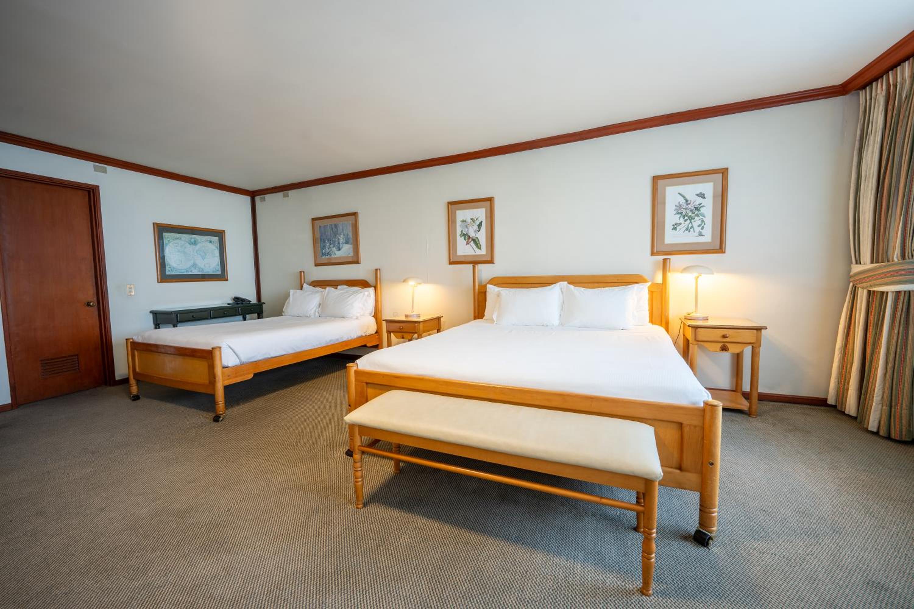 Family Room Vista Mar (2 Adults - 2 children)