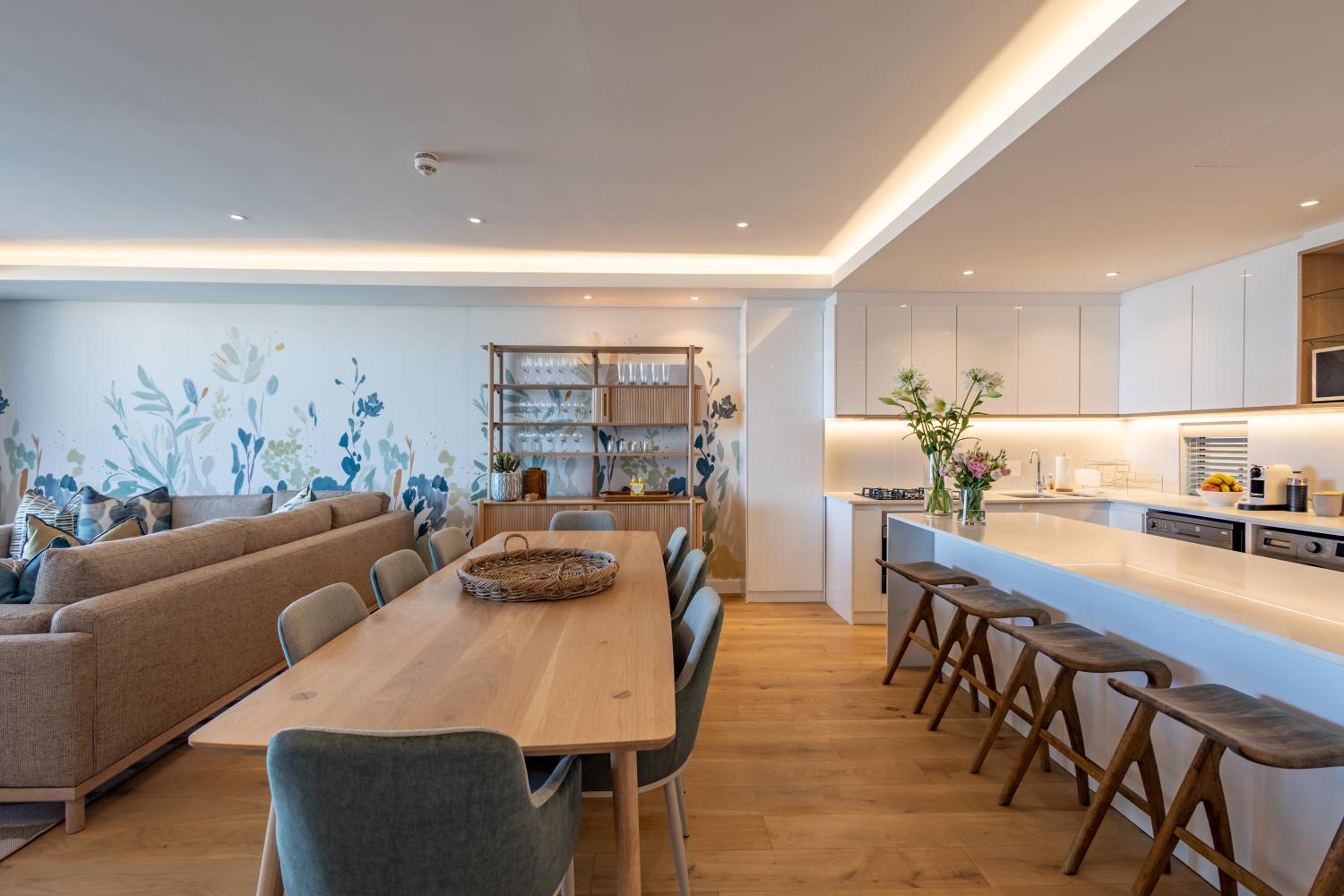 Three Bedroom Luxury Superior Apartment 303