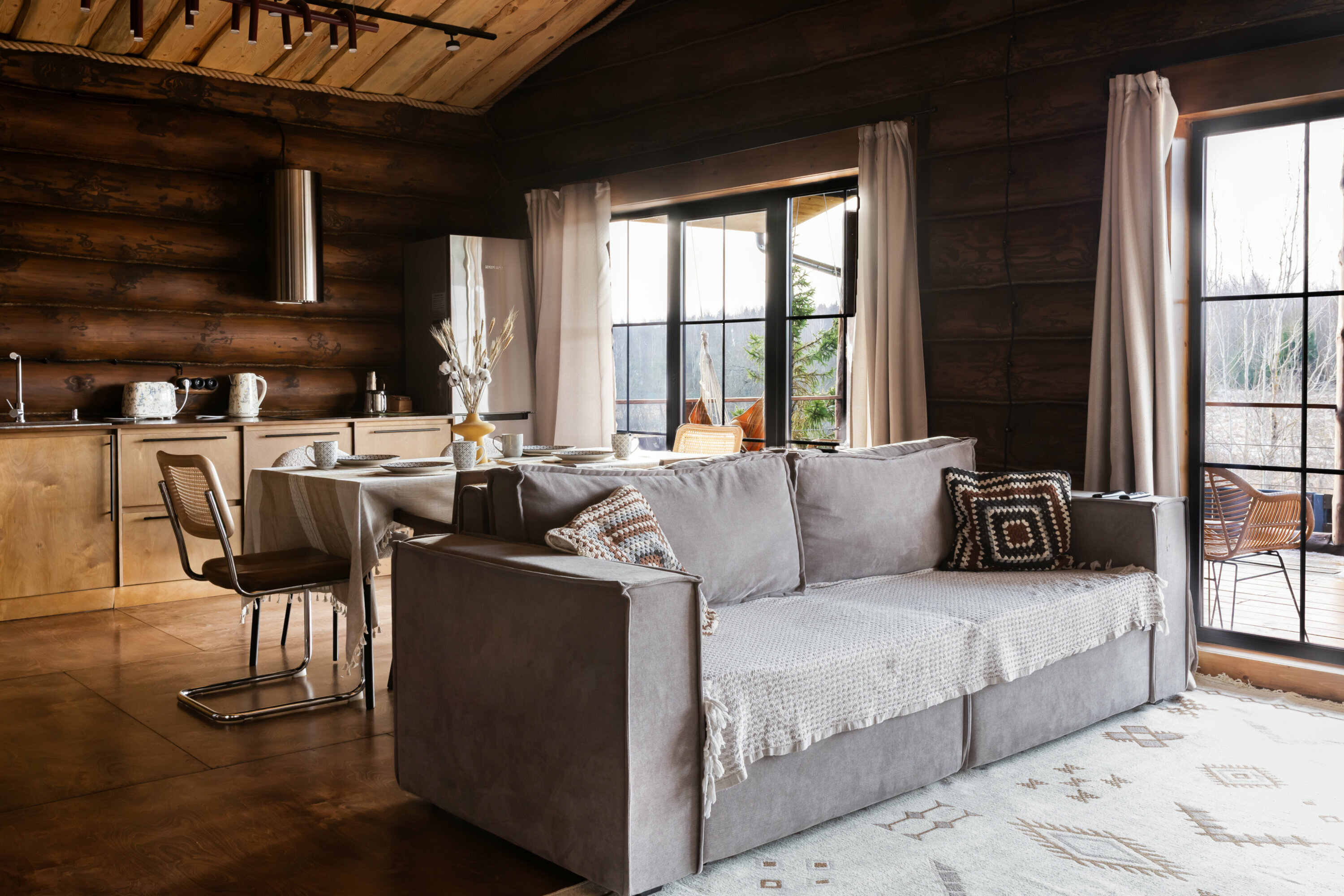 Коттедж с видом на лес