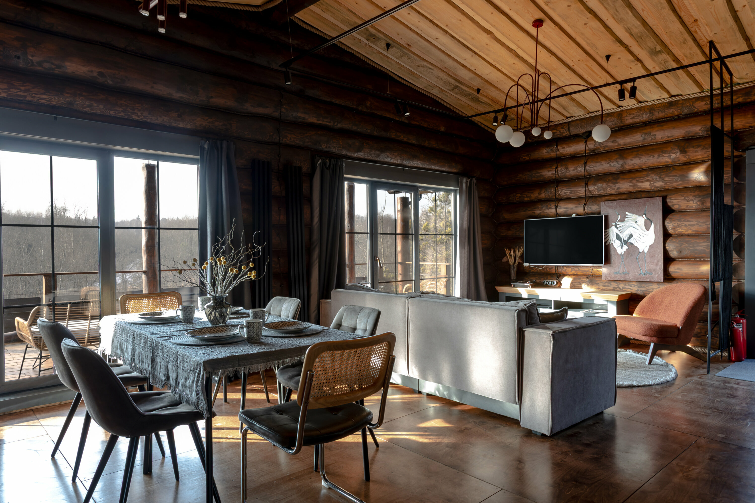 Дом с видом на лес