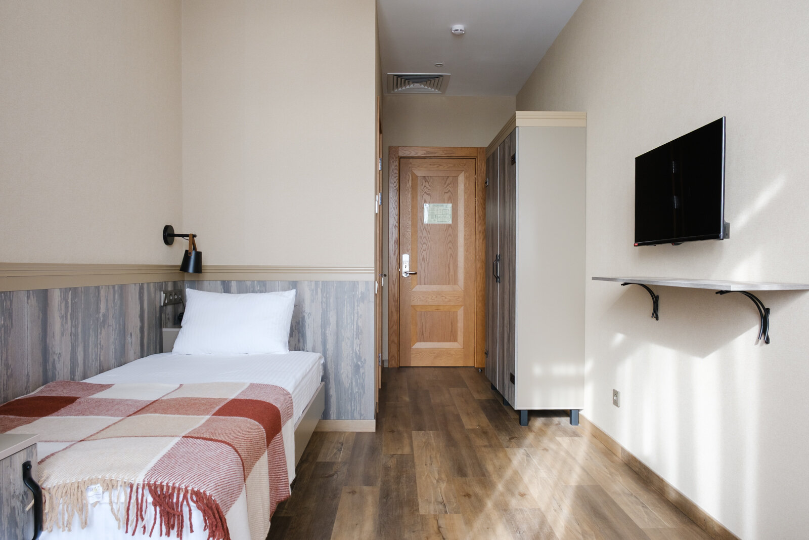 Стандарт одноместный 3-й этаж (314,313)