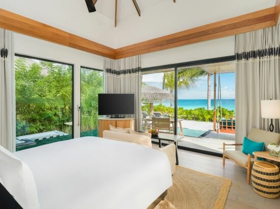 ONE BEDROOM FAMILY BEACH POOL VILLA