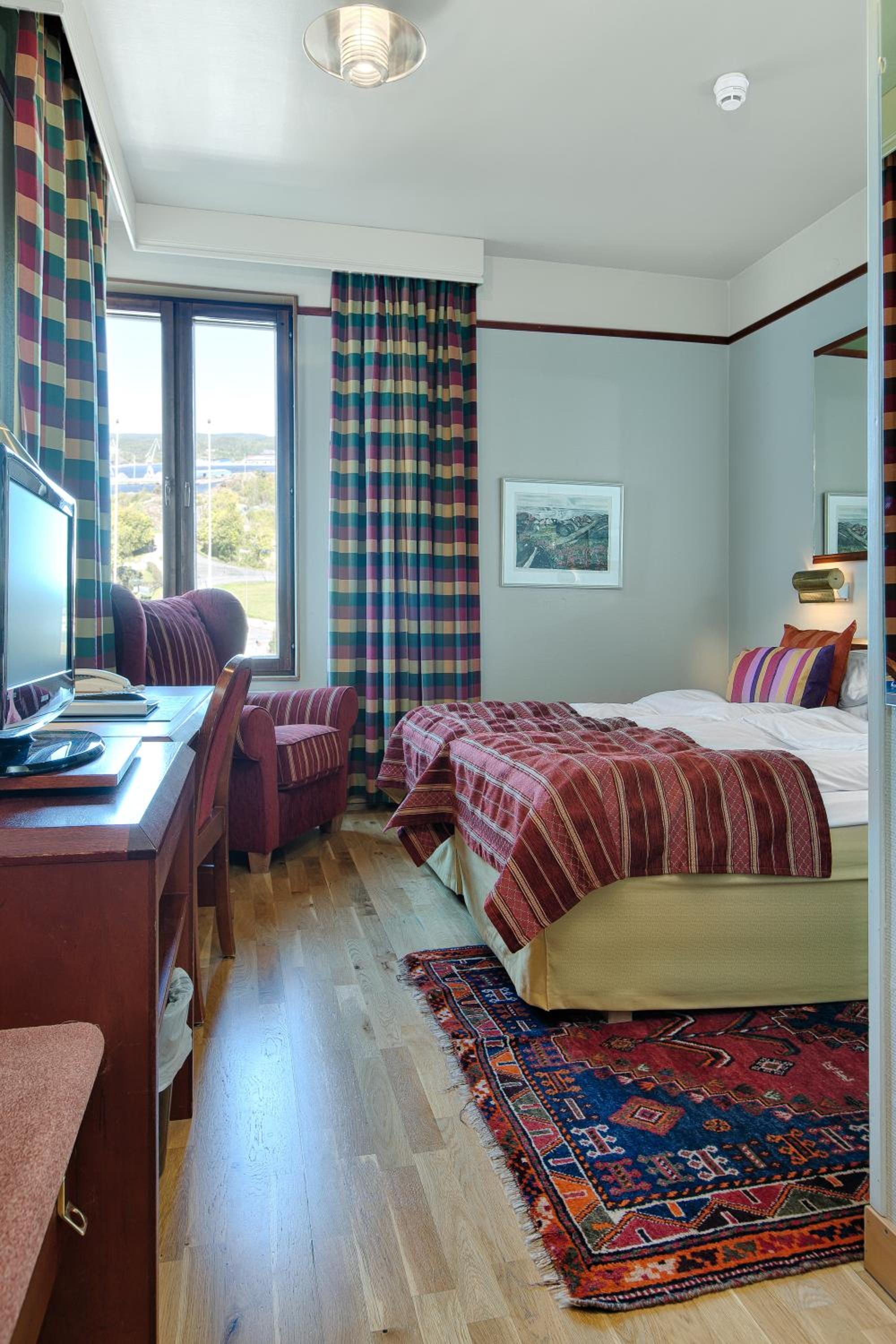 Economy Single Room
