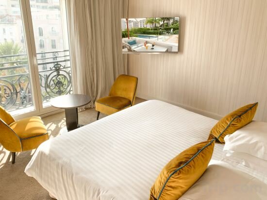 Double Junior Suite With Garden View