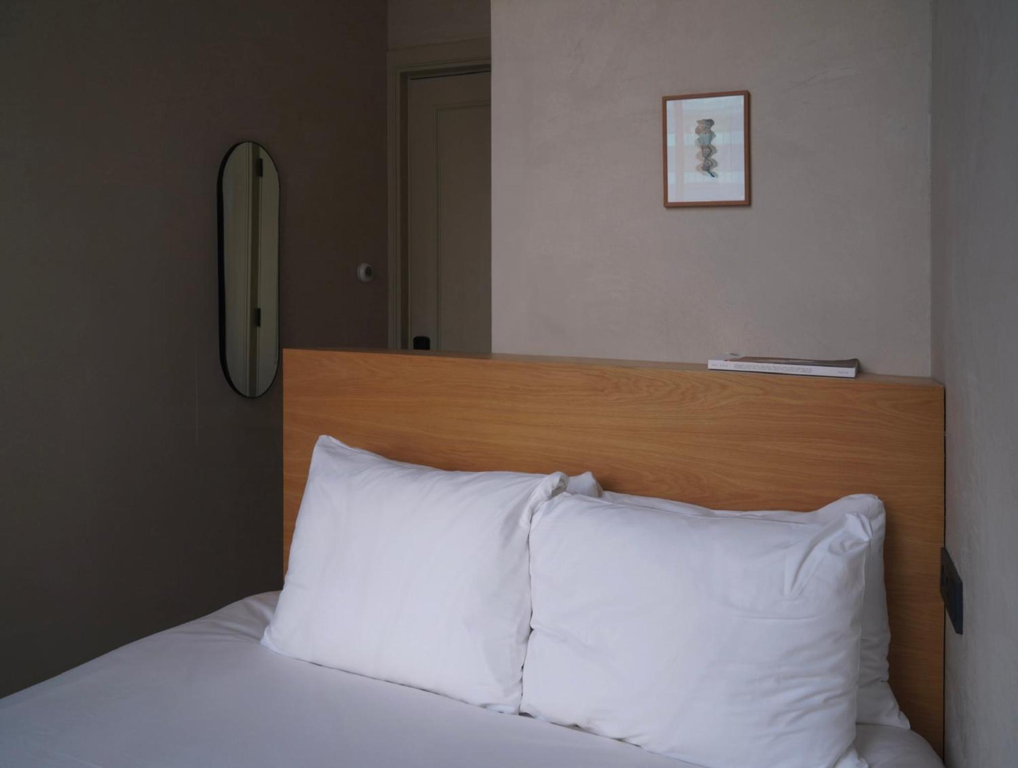 Petite Double Room