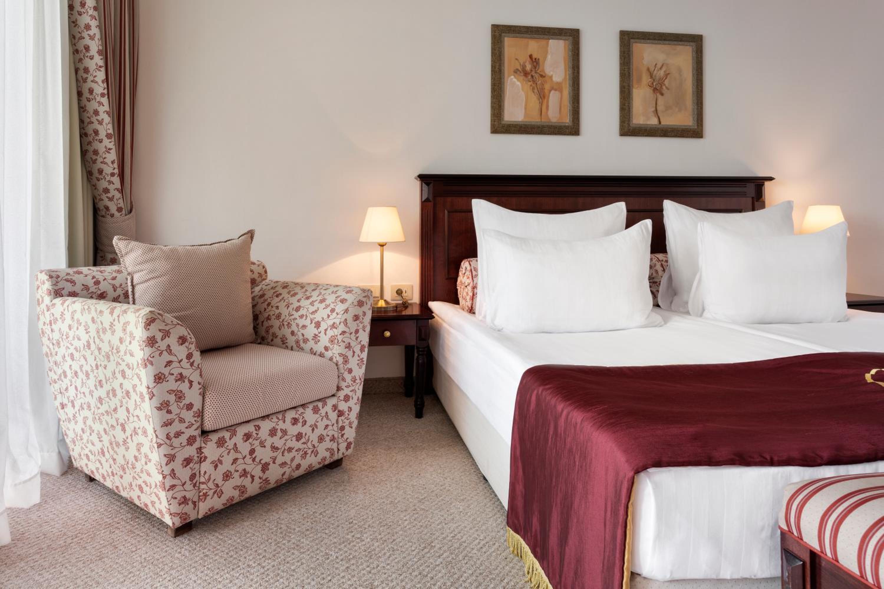 Premium THE LEVEL Room with Park View - High Floor