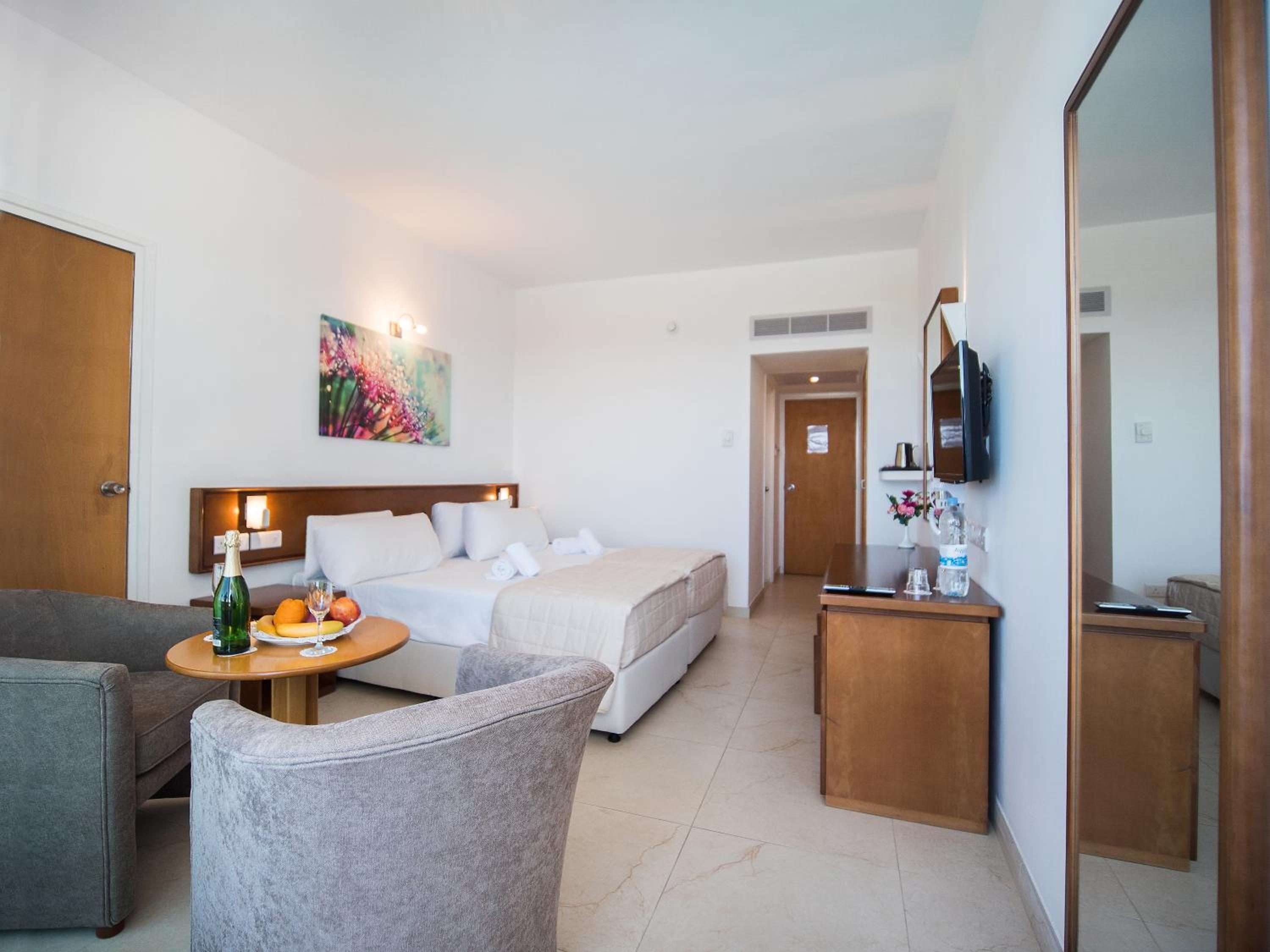 Classic Double or Twin Run of the House