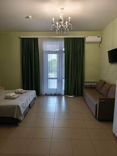 Большой двухместный номер с 1 кроватью