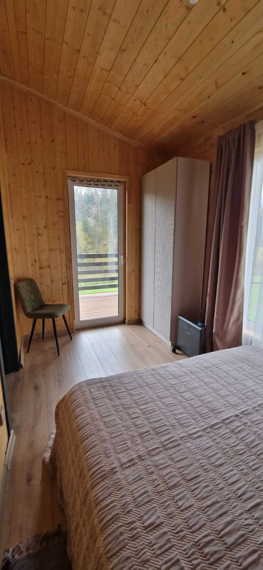 Дом с видом на лес