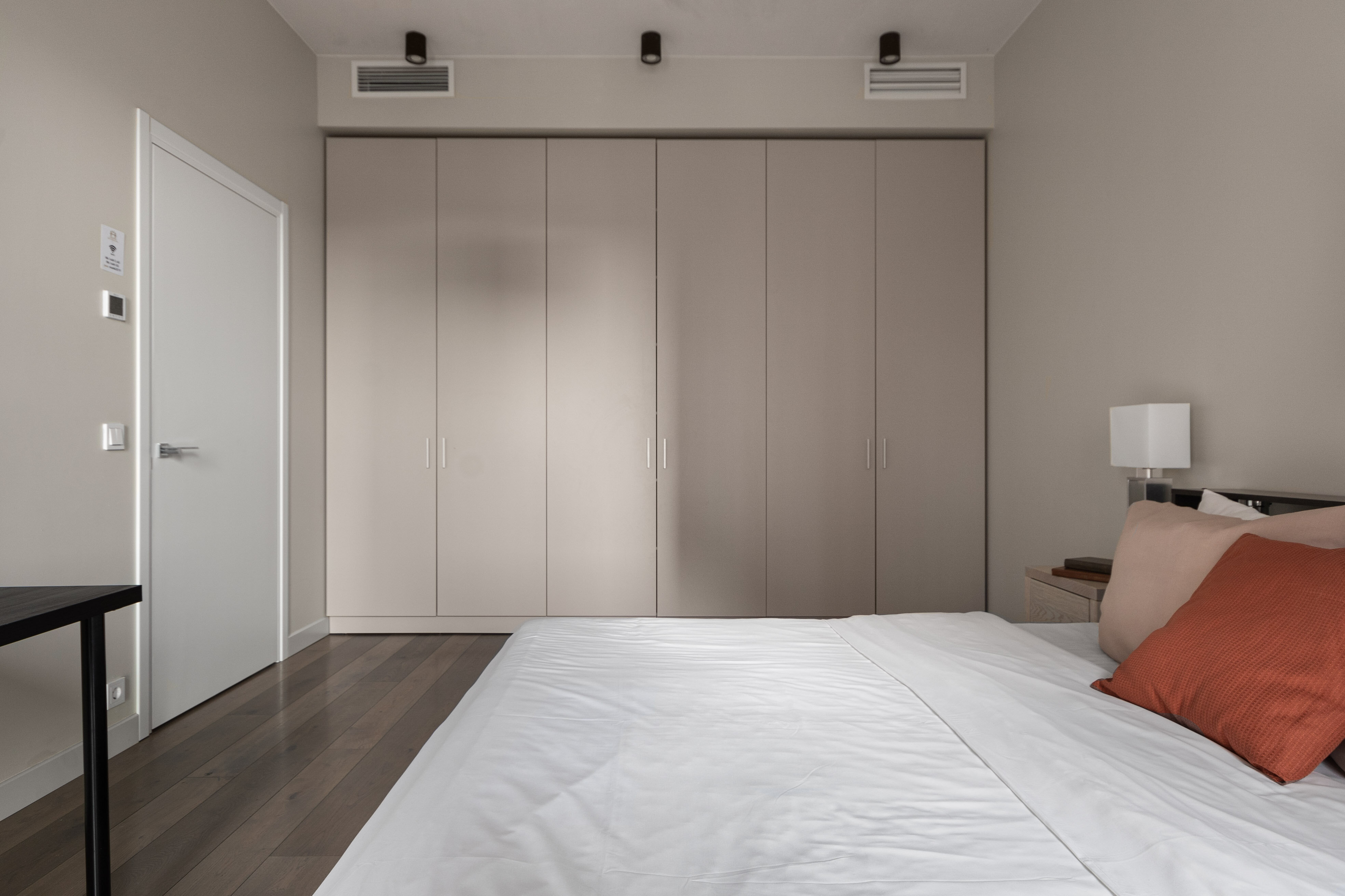 Deluxe апартамент для 4-х гостей с видом на город