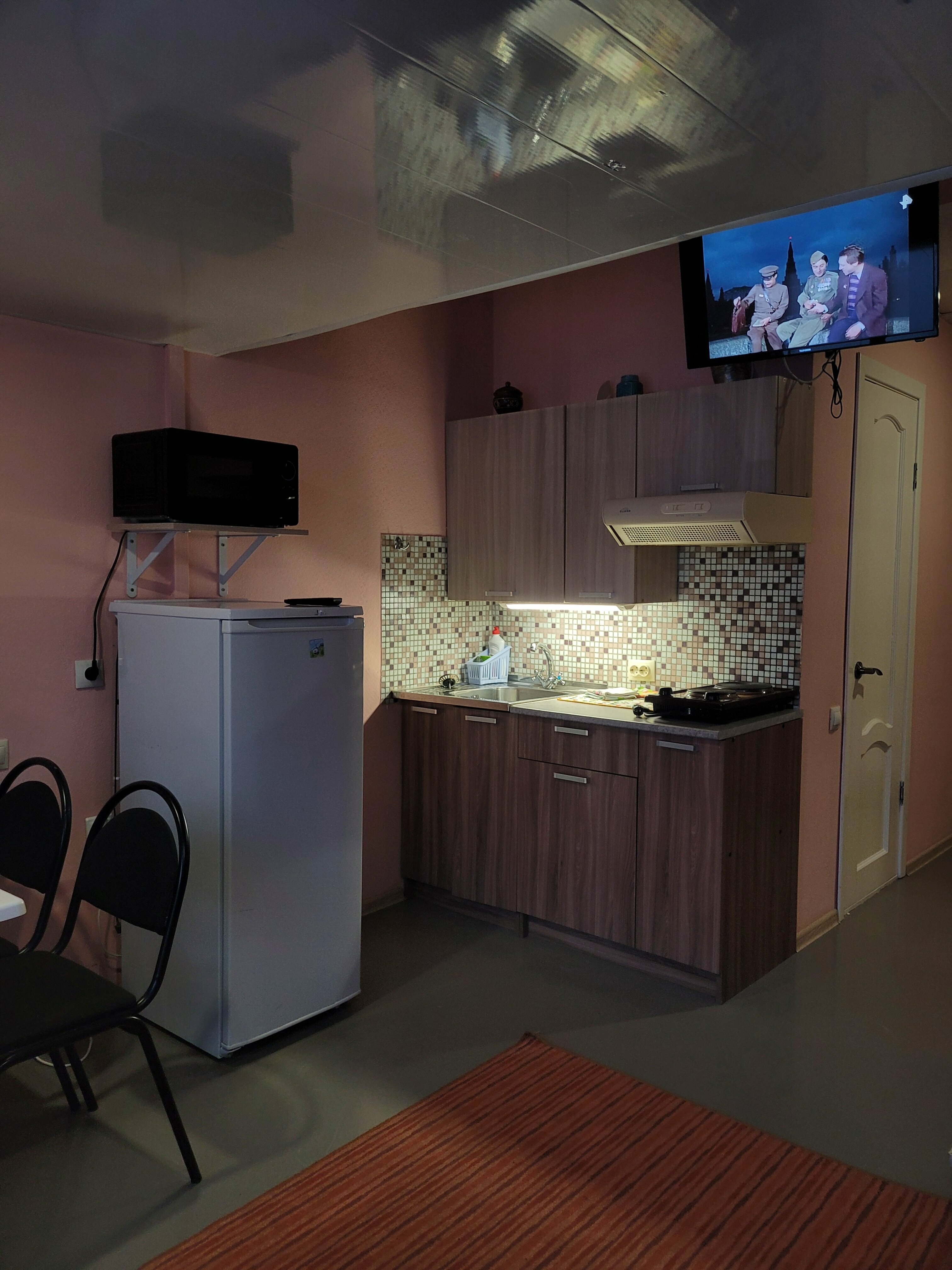 Трехместный номер с видом на горы