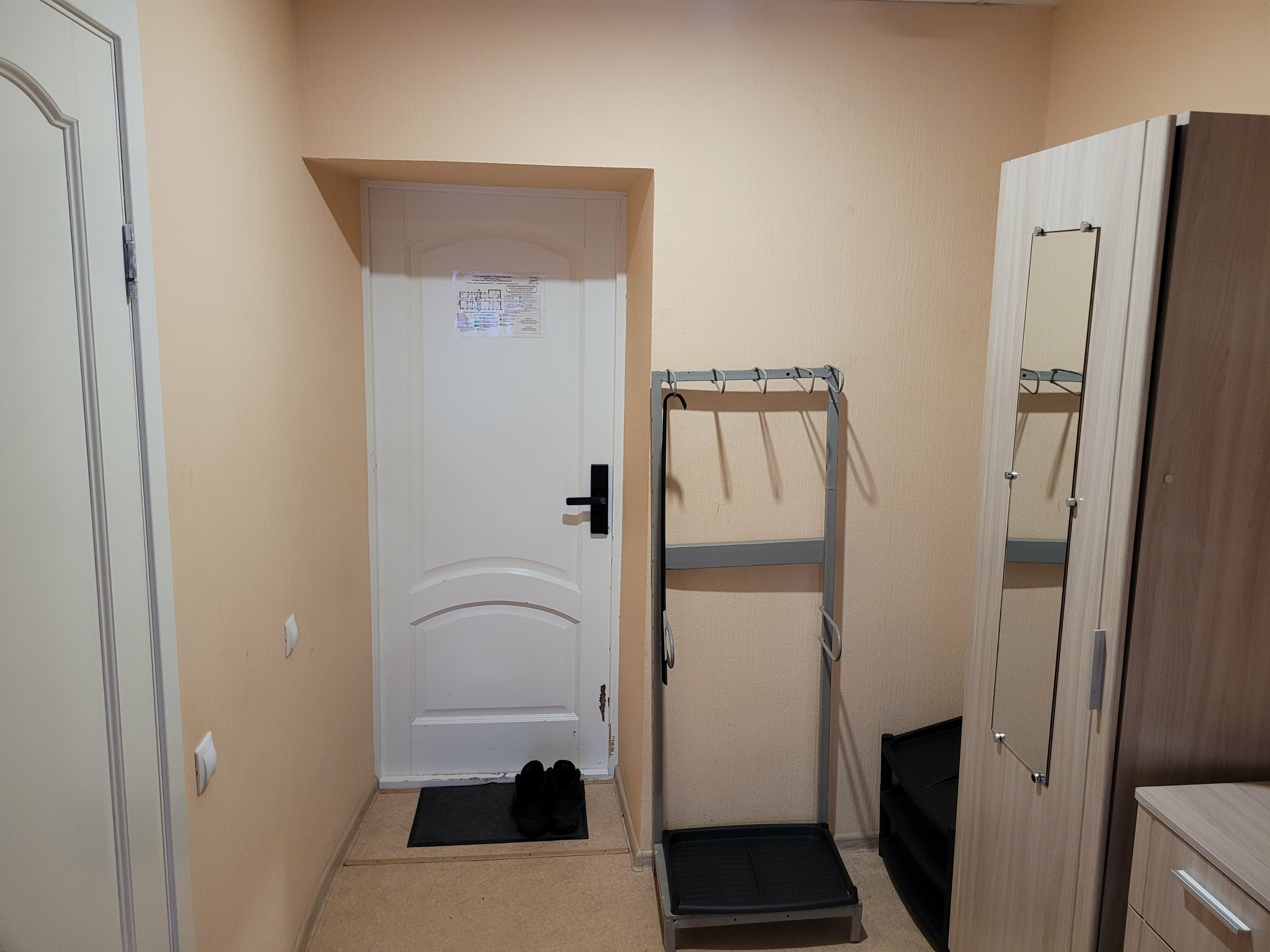 Трехместный номер с видом на горы