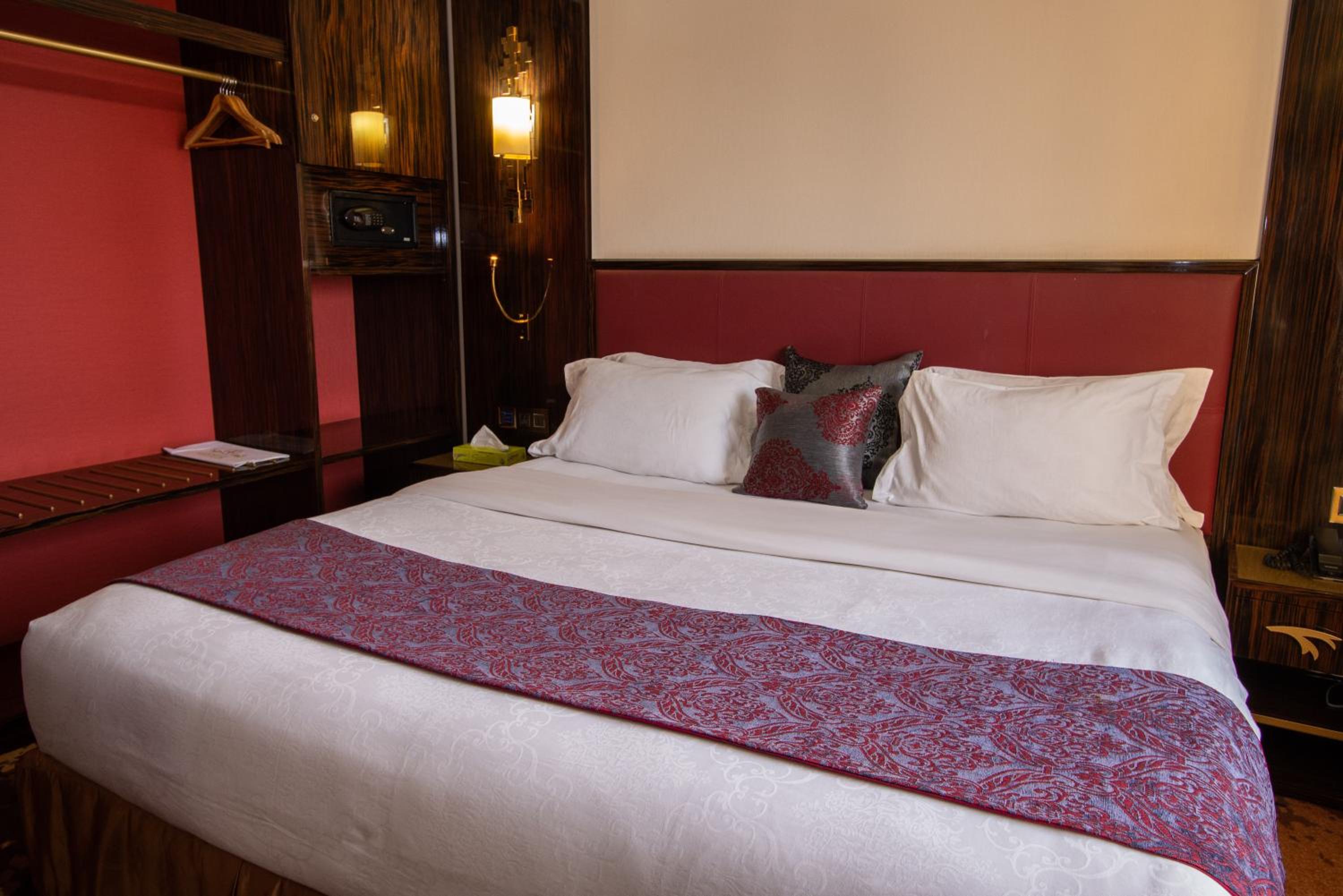 Suite with City View