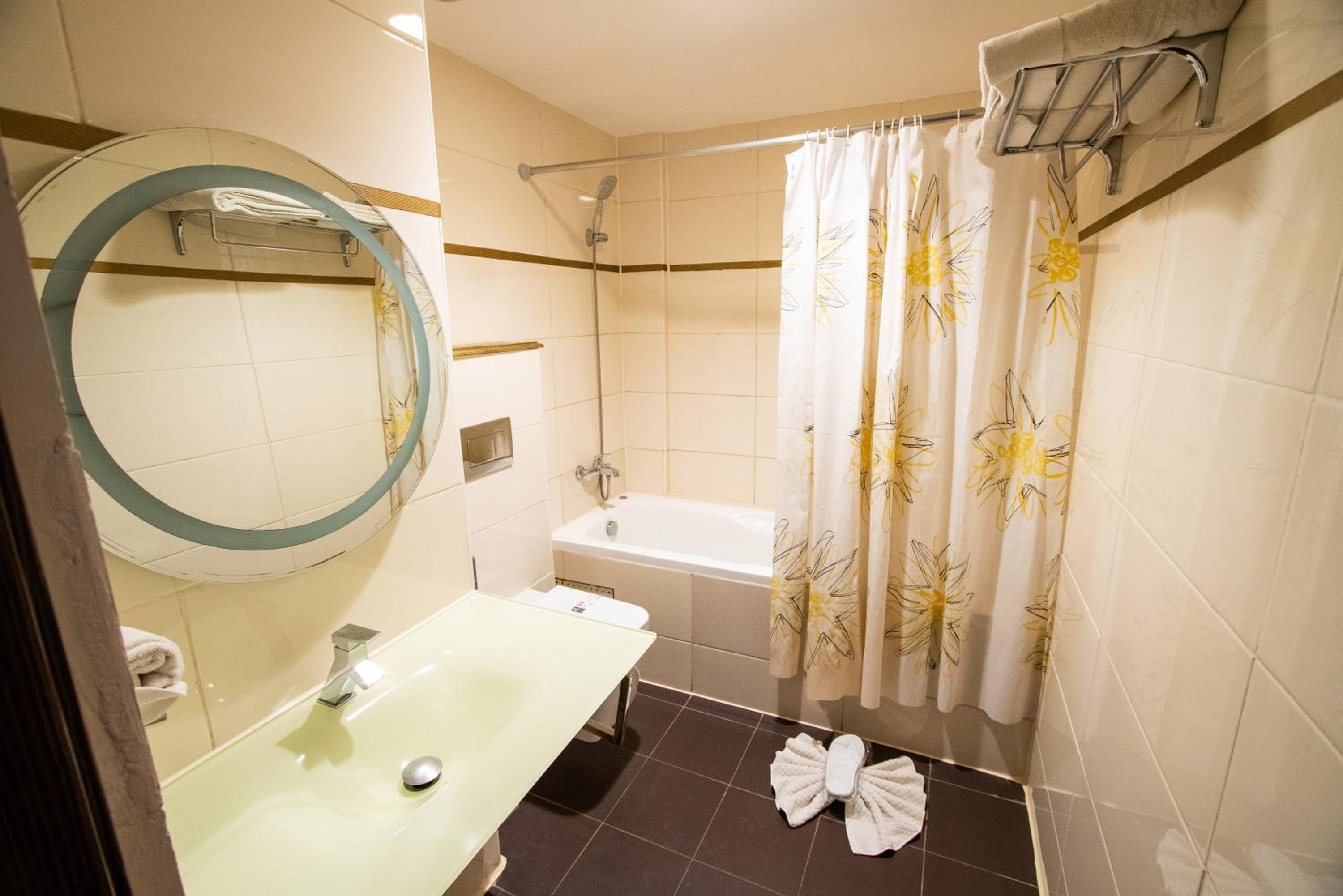 Suite with City View