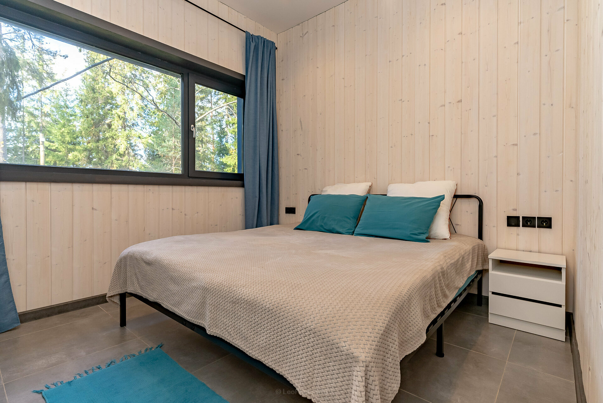 Дом с видом на лес