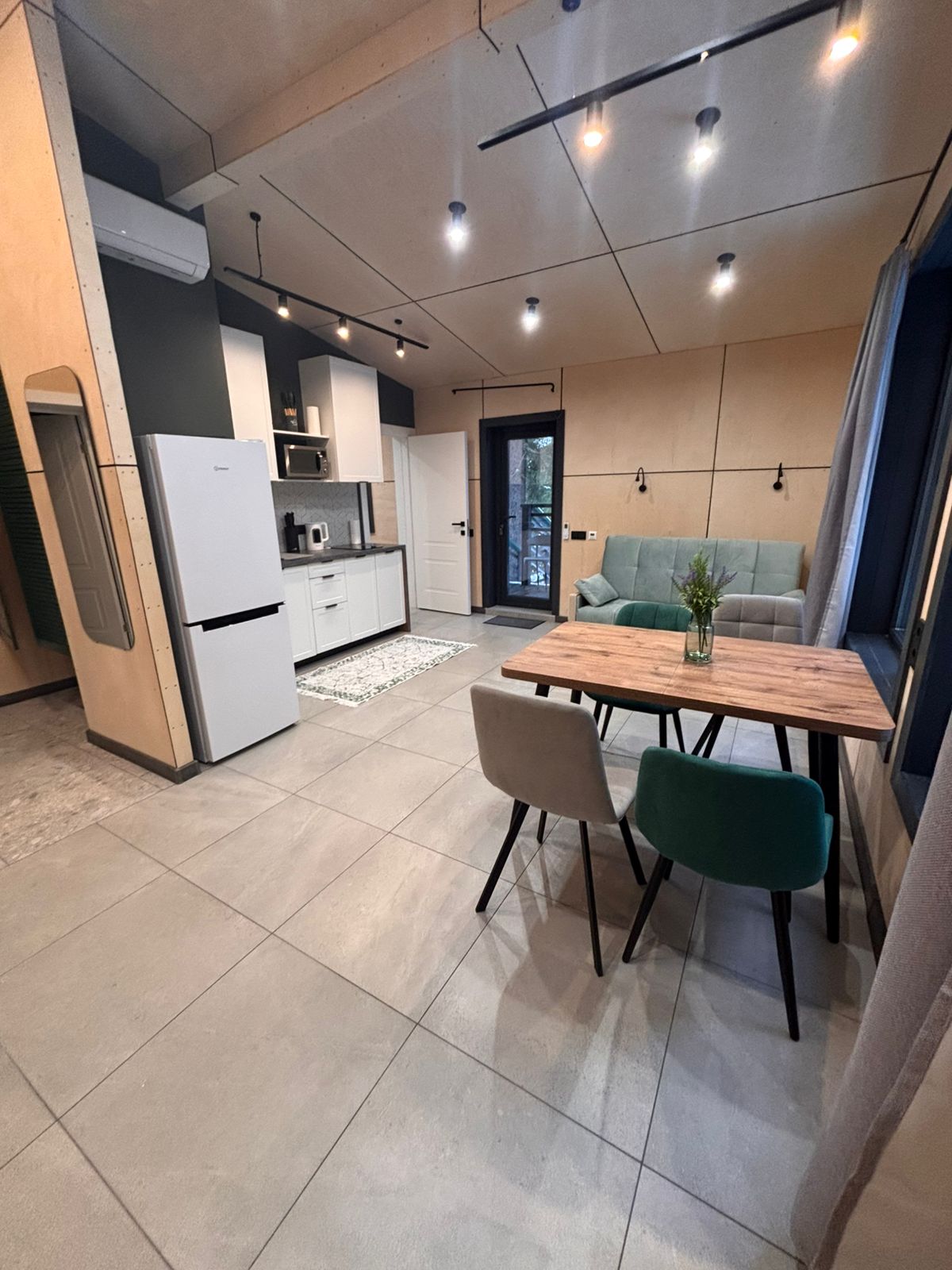 Семейный номер с террасой